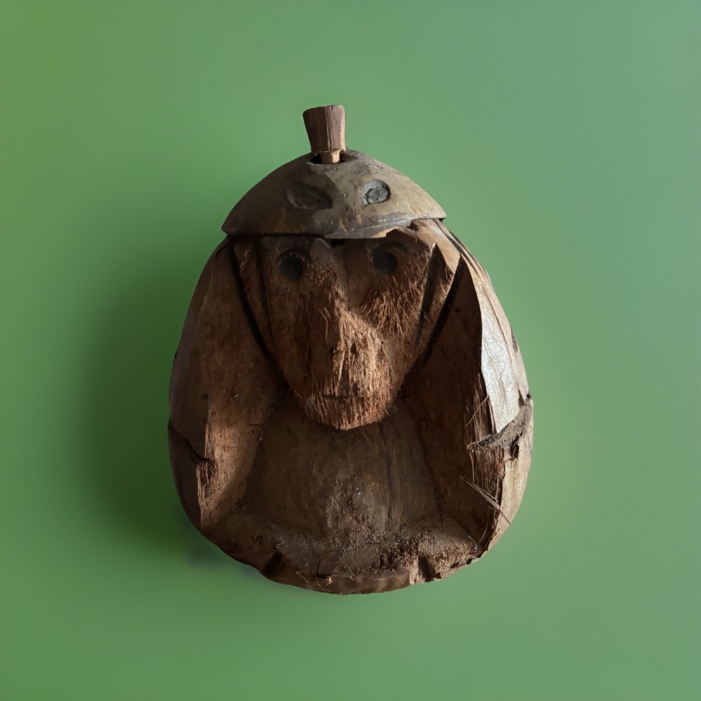Hand Carved Coconut Shell Monkey Face Tiki Decor Art Beach‎ Novelty Coin Bank